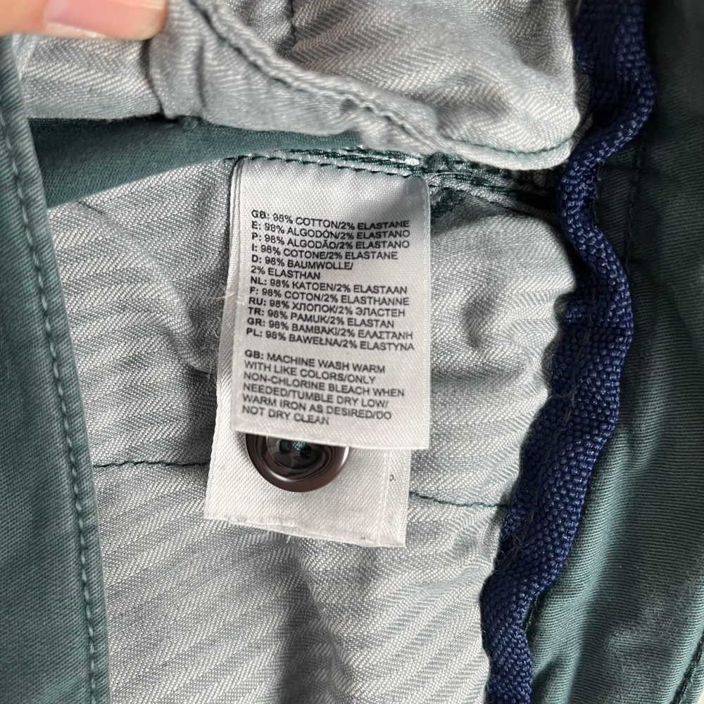 The North Face Men's Utility Cargo Shorts Size 36 Long Green Cotton Blend - Picture 5 of 11